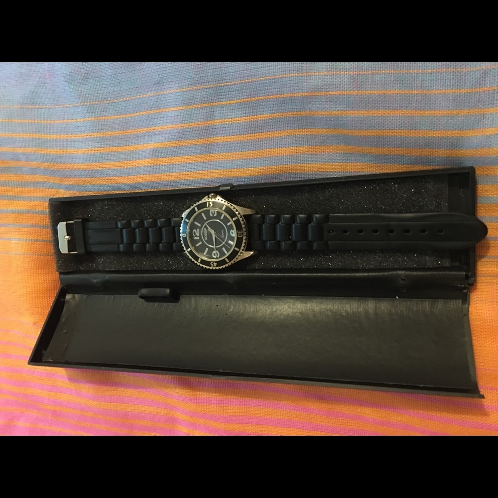 Gossip Black Watch from QVC - Picture 7 of 8